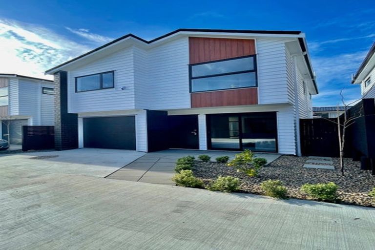 Photo of property in 49b Andrew Road, Howick, Auckland, 2010