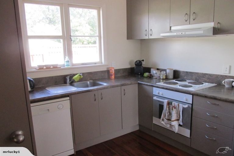 Photo of property in 5 Ascot Street, Hokowhitu, Palmerston North, 4410