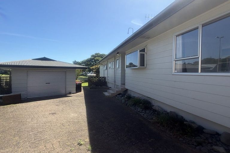 Photo of property in 16 Crombie Street, Bellevue, Tauranga, 3110