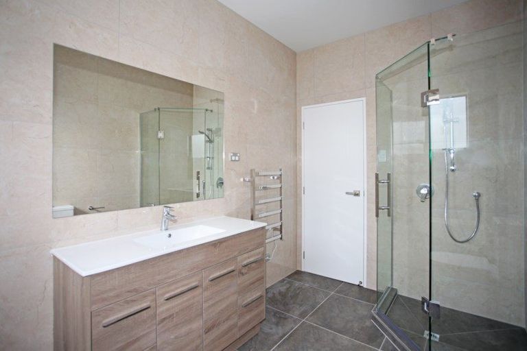 Photo of property in 9 Kato Way, Pukekohe, 2120