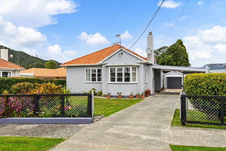 Photo of property in 2 Radcliffe Street, Kensington, Whangarei, 0112