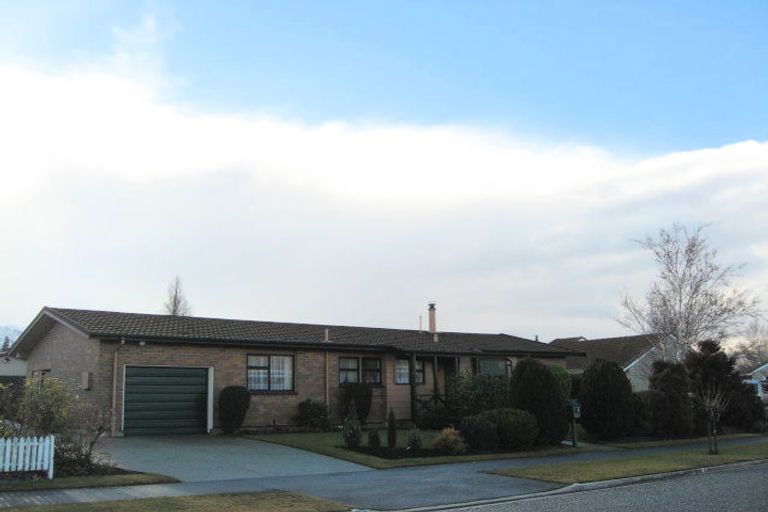 Photo of property in 152 Waenga Drive, Cromwell, 9310