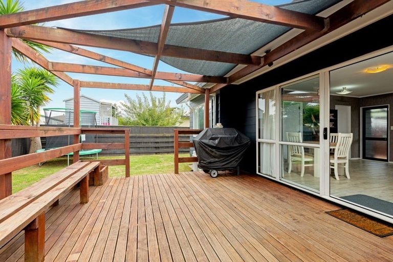 Photo of property in 247 Gravatt Road, Papamoa Beach, Papamoa, 3118