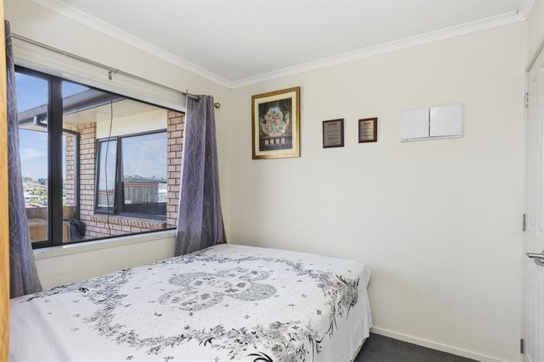 Photo of property in 79 Waterside Drive, Pyes Pa, Tauranga, 3112