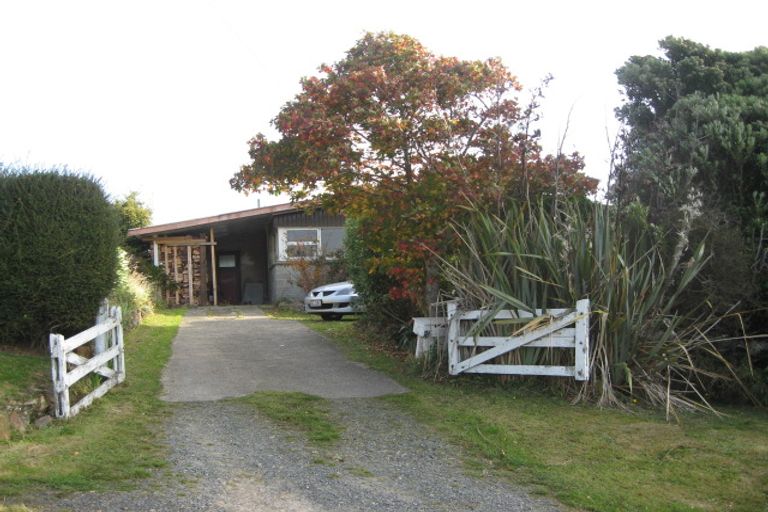 Photo of property in 24 Frances Street, Broad Bay, Dunedin, 9014