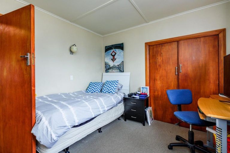 Photo of property in 83 Villa Street, Masterton, 5810