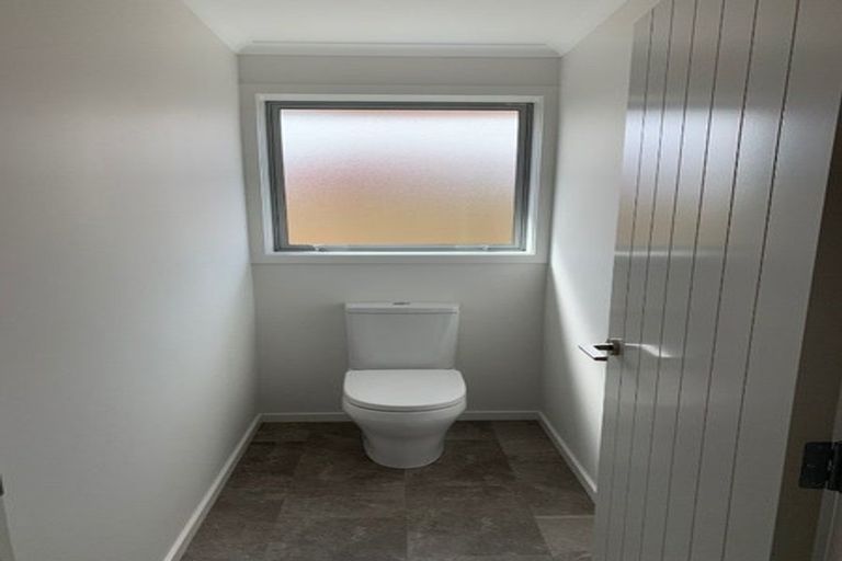 Photo of property in 12 Tarata Grove, Lansdowne, Masterton, 5810