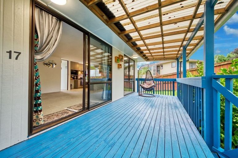 Photo of property in 17 Rehia Road, Massey, Auckland, 0614