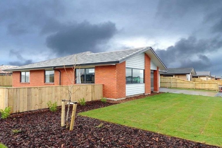 Photo of property in 66 Andesite Drive, Rolleston, 7614