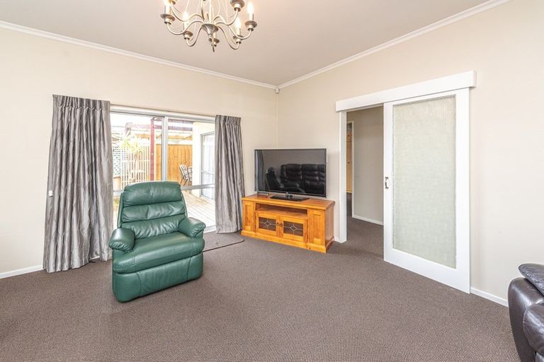 Photo of property in 3 Moore Avenue, Tawhero, Whanganui, 4501