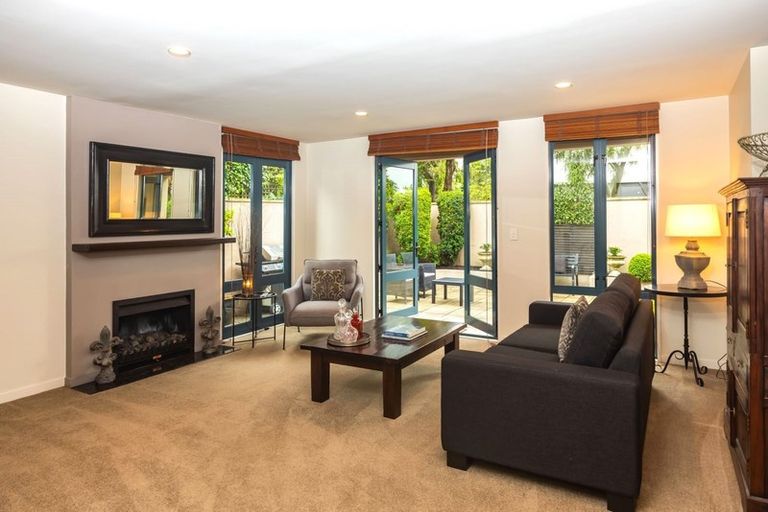 Photo of property in 105b Holly Road, St Albans, Christchurch, 8014