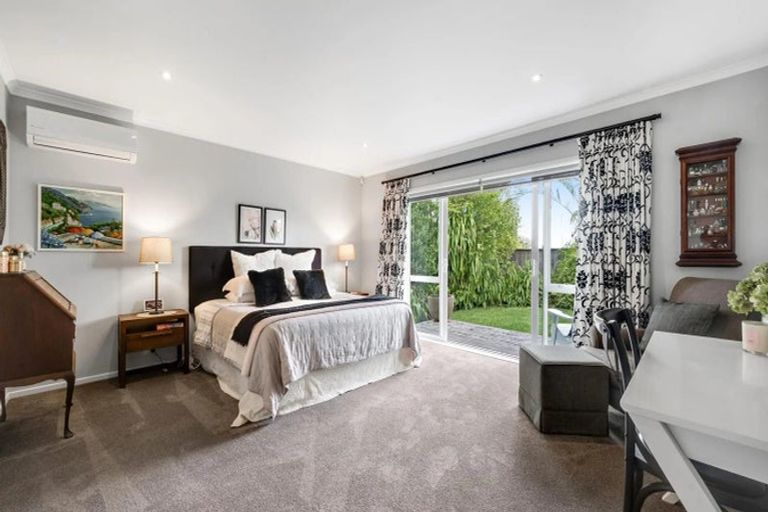 Photo of property in 11 Holly Way, Sunnyhills, Auckland, 2010