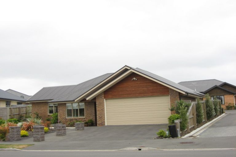 Photo of property in 44 Titirangi Crescent, Parklands, Christchurch, 8083