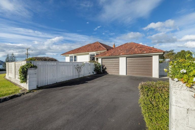 Photo of property in 2 Acklam Avenue, Otumoetai, Tauranga, 3110