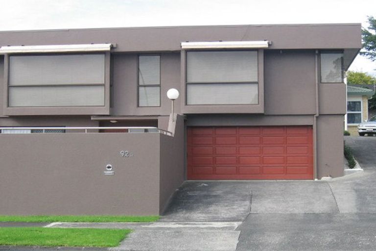 Photo of property in 2/92 Fisher Parade, Sunnyhills, Auckland, 2010