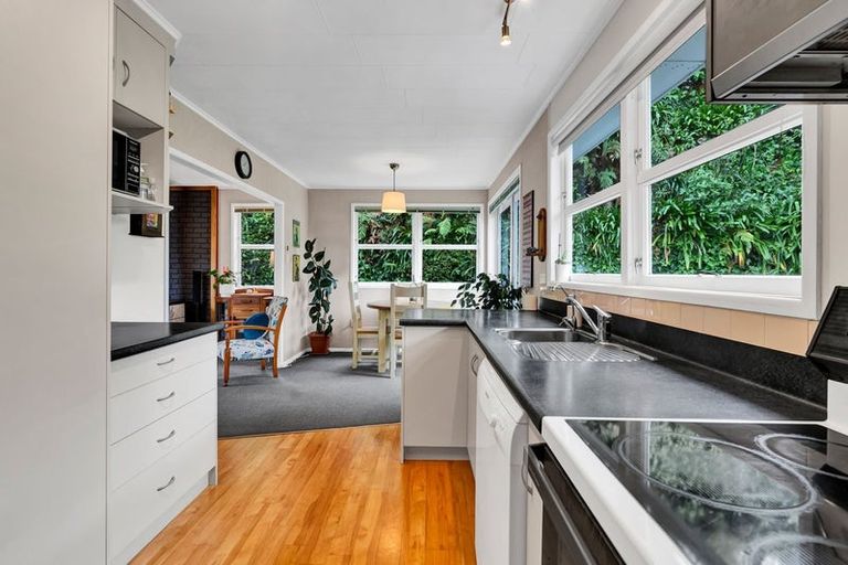 Photo of property in 19 Rossiter Crescent, Lynmouth, New Plymouth, 4310