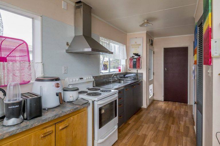 Photo of property in 134 Liverpool Street, Levin, 5510