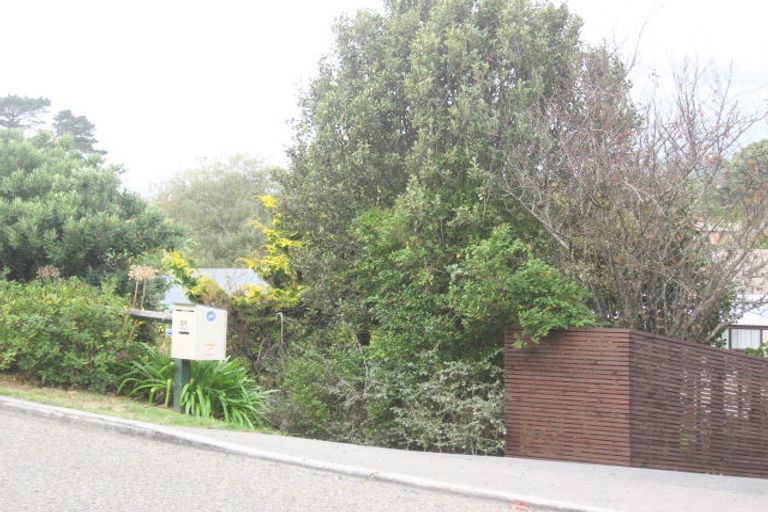 Photo of property in 20 Renown Road, Raumati South, Paraparaumu, 5032