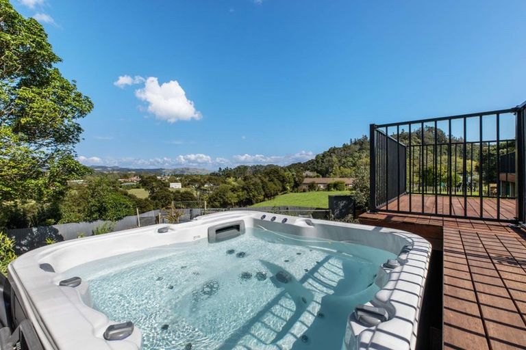 Photo of property in 1601 Rings Road, Coromandel, 3506