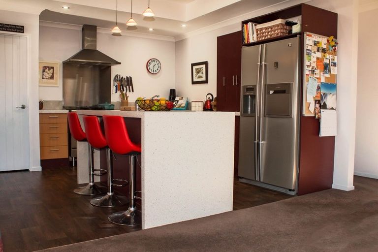 Photo of property in 13 Elm Drive, Rangiora, 7400