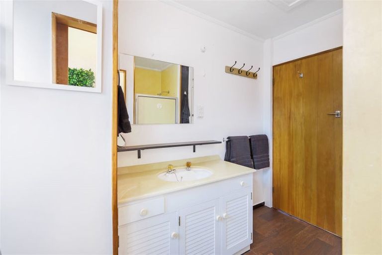 Photo of property in 13 Stafford Street, Hampden, 9410