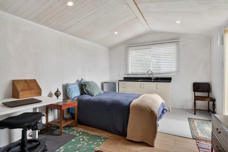 Photo of property in 1 Griffin Road, Maungaturoto, 0520