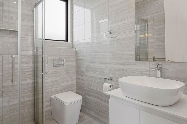 Photo of property in 32c Hewitts Road, Merivale, Christchurch, 8014