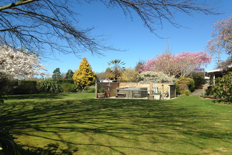 Photo of property in 82 Point Bush Road, Waimate, 7979