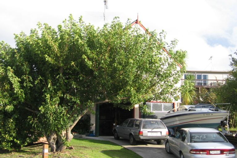 Photo of property in 24 Arohia Place, Snells Beach, 0920