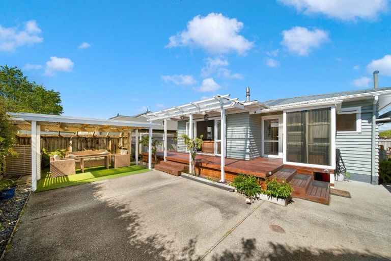 Photo of property in 52 East Street, Greytown, 5712