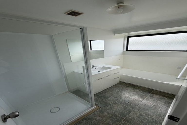 Photo of property in 44 Kahikatea Drive, Melville, Hamilton, 3206