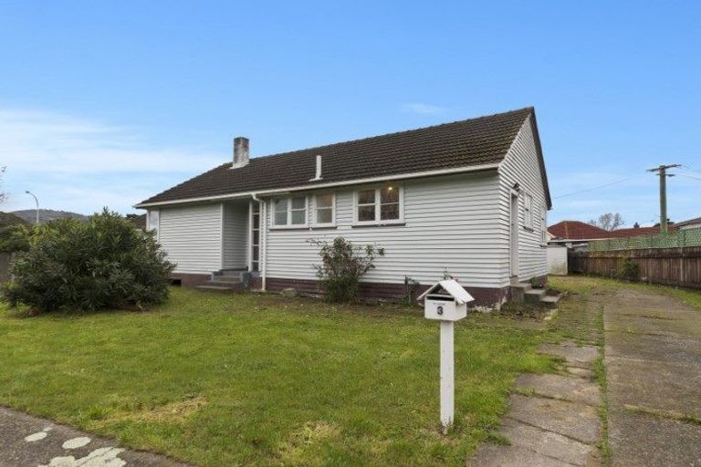 Photo of property in 3 Fisk Street, Naenae, Lower Hutt, 5011