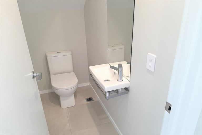 Photo of property in 35 Harewood Street, Whenuapai, Auckland, 0618