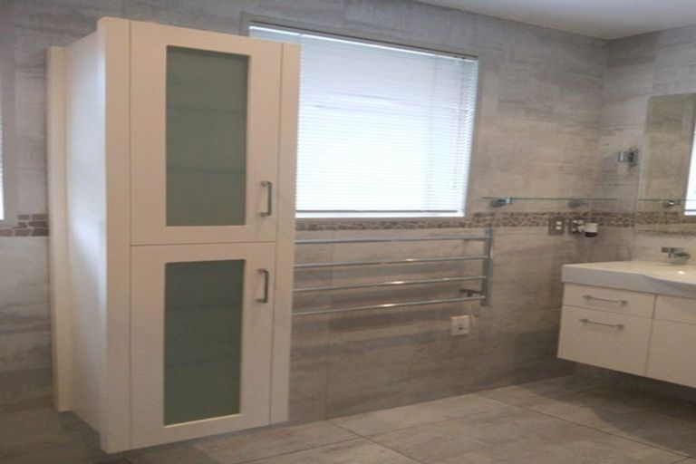 Photo of property in 1/306 Southland Road, Hastings, 4122