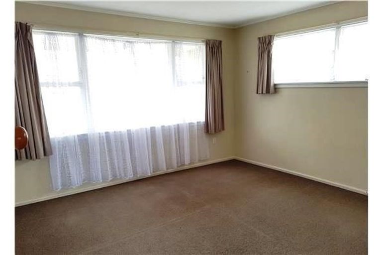 Photo of property in Capel Courts, 8/141a Clarence Street, Riccarton, Christchurch, 8011