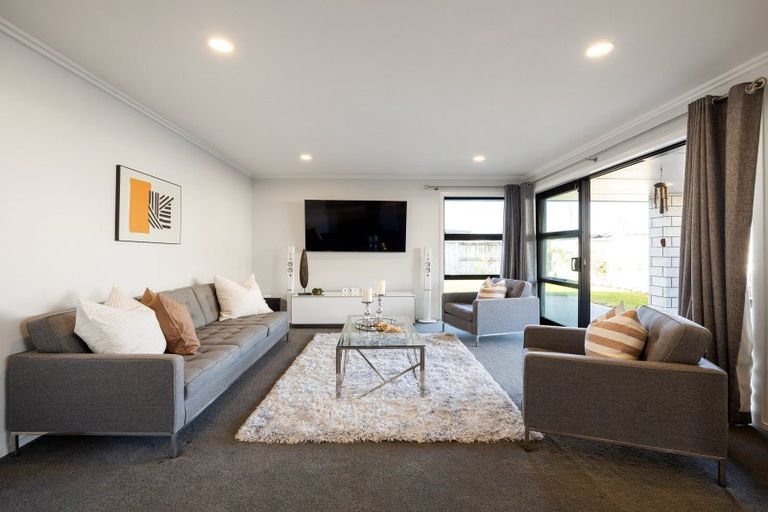 Photo of property in 18 Teatree Close, Huntington, Hamilton, 3210