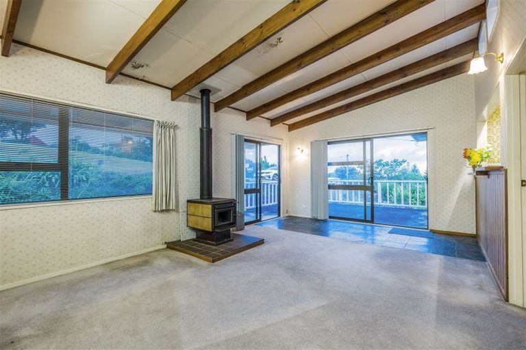 Photo of property in 86 Howard Road, Orere Point, Papakura, 2585