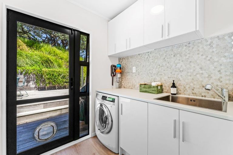 Photo of property in 18 Palm Cove, Arkles Bay, Whangaparaoa, 0932