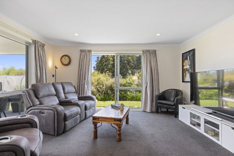 Photo of property in 18 Elena Place, Welcome Bay, Tauranga, 3112