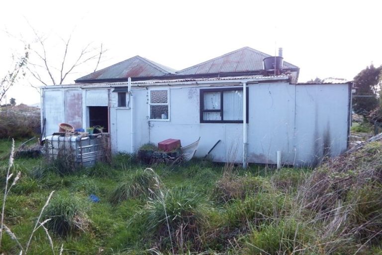 Photo of property in 9 Beaven Street, Marton, 4710