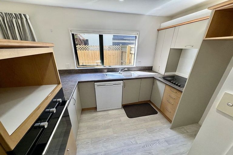 Photo of property in 3/2 Leamington Street, Addington, Christchurch, 8024