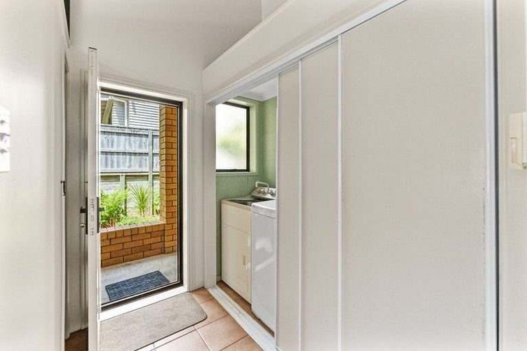 Photo of property in 24 Rossiter Crescent, Lynmouth, New Plymouth, 4310