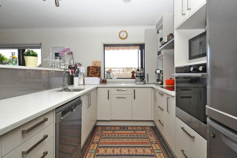 Photo of property in 12 Voyager Drive, Gulf Harbour, Whangaparaoa, 0930