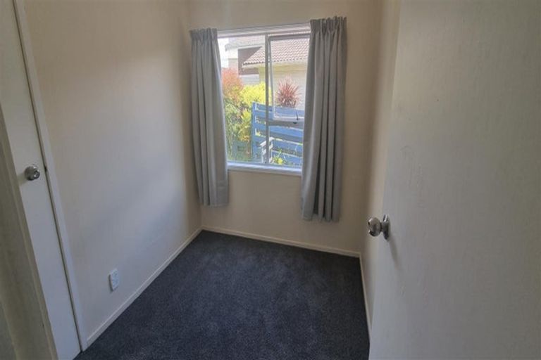 Photo of property in 2 Hinau Street, Pukehangi, Rotorua, 3015