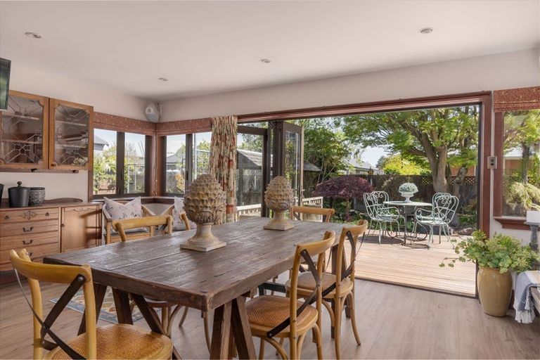 Photo of property in 283 Papanui Road, Merivale, Christchurch, 8052