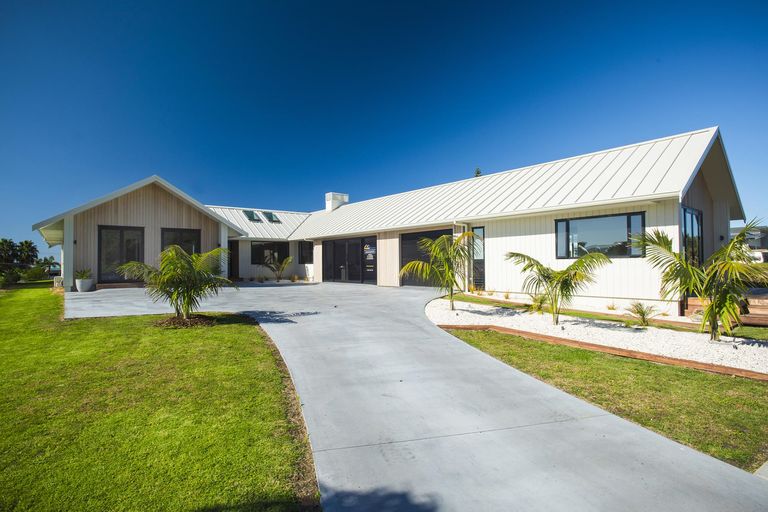 Photo of property in 13 Beach Cove, Wainui, Gisborne, 4010