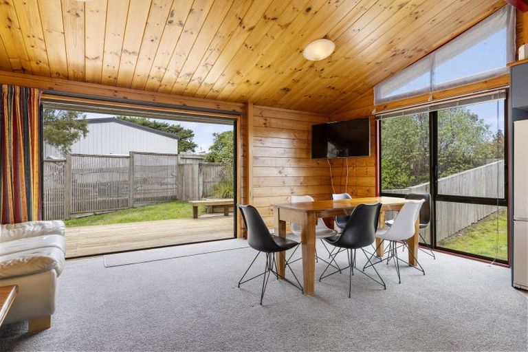 Photo of property in 4 Mahuta Road, Waitahanui, Taupo, 3378