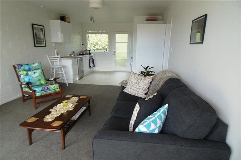 Photo of property in 10/19a Verbena Road, Birkdale, Auckland, 0626