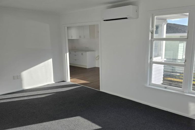 Photo of property in 15 Parenga Street, Wainuiomata, Lower Hutt, 5014