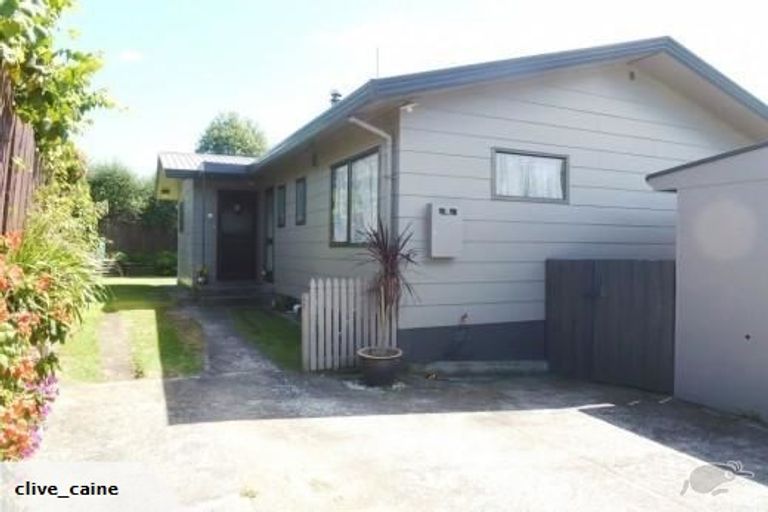 Photo of property in 6 Nettlingham Place, Te Puke, 3119